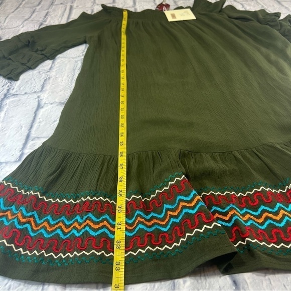 Off shoulder dress size XL - Picture 4 of 13